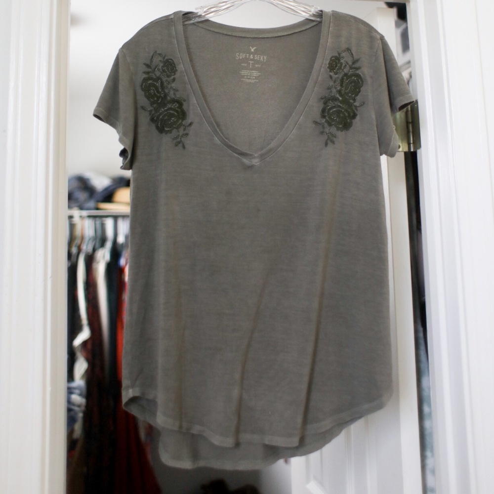 American Eagle soft and sexy tee